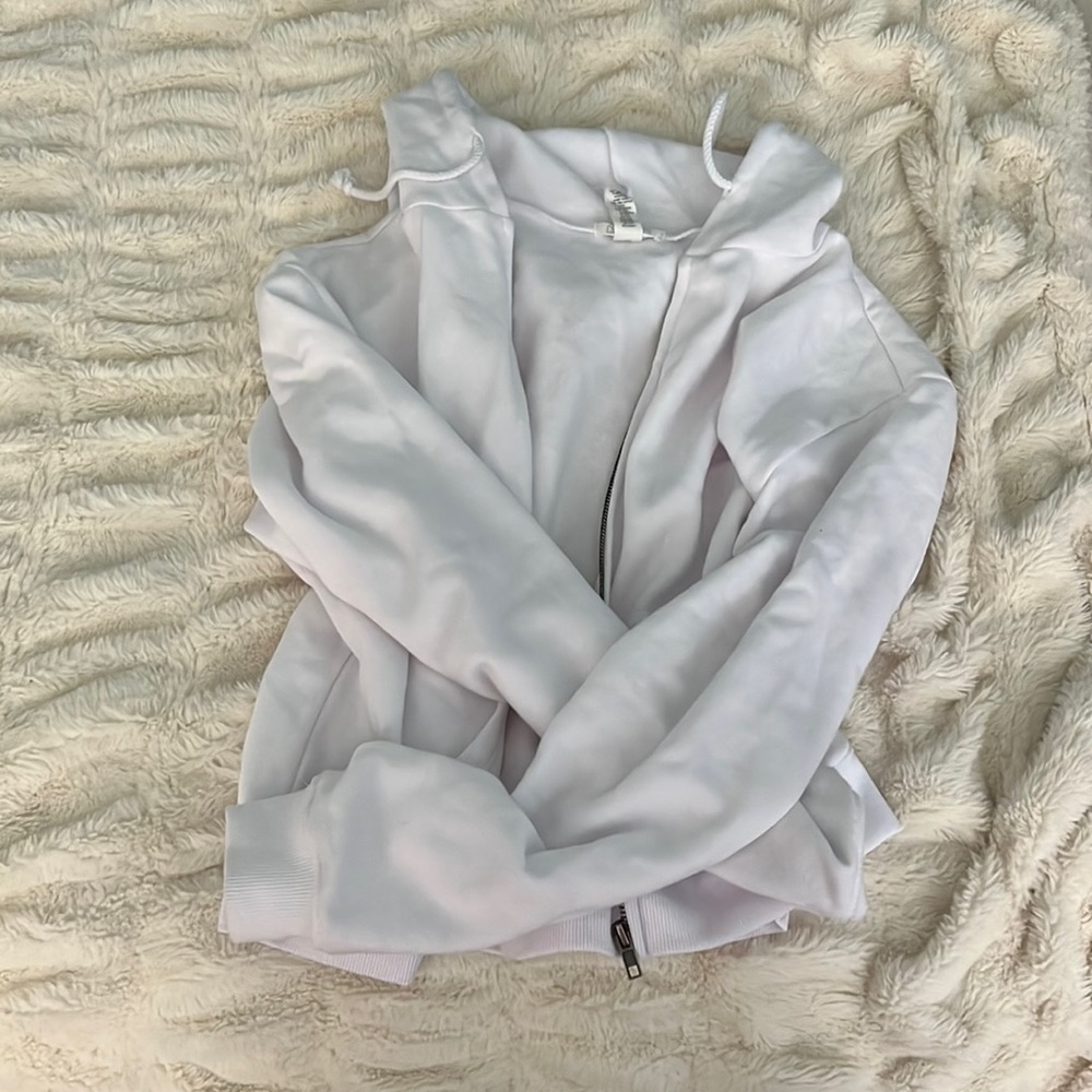 white cropped zip up